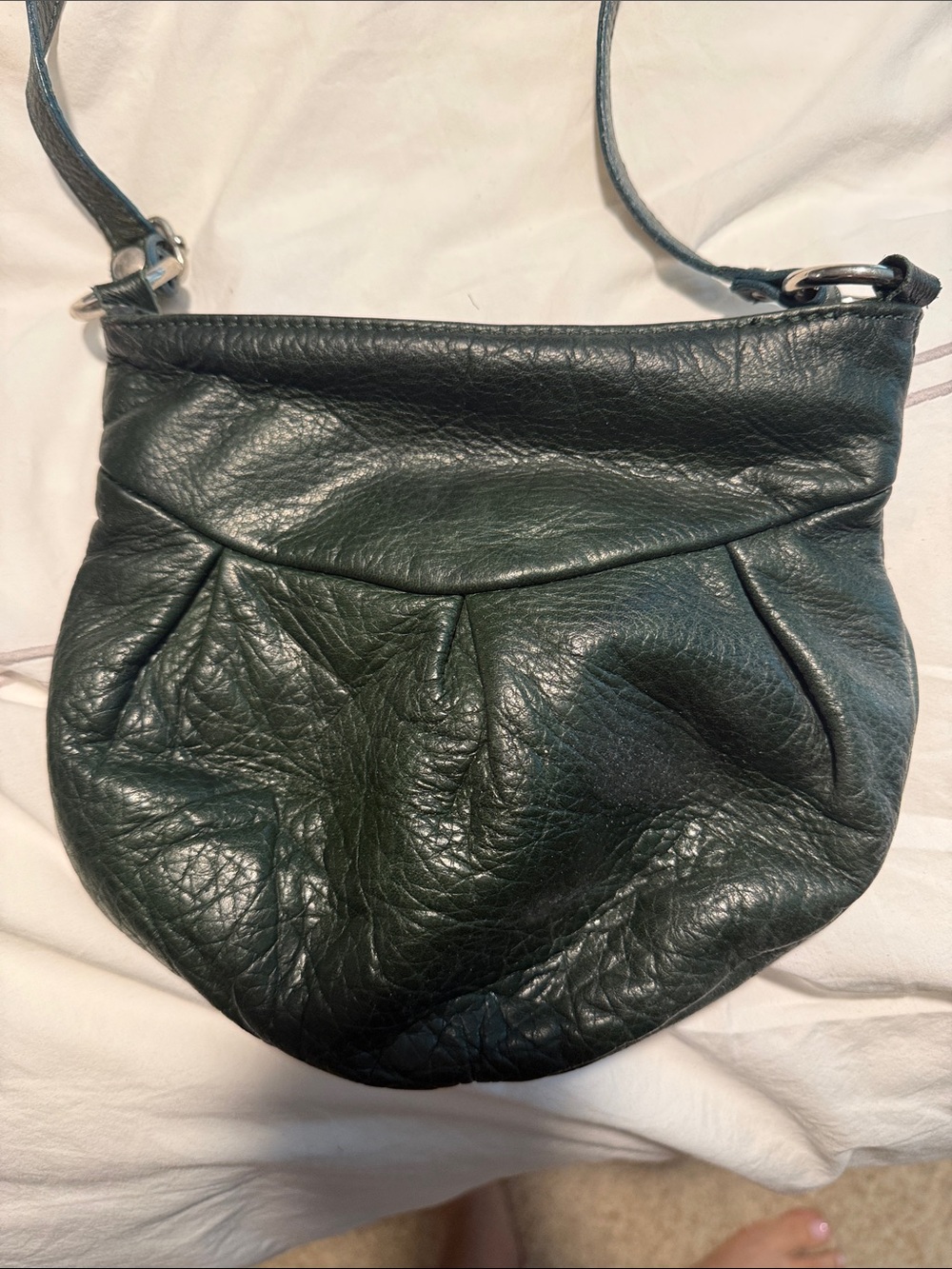 Classic Hunter green Leather Crossbody Bag from Italy